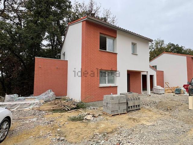 Maison, Montrabé