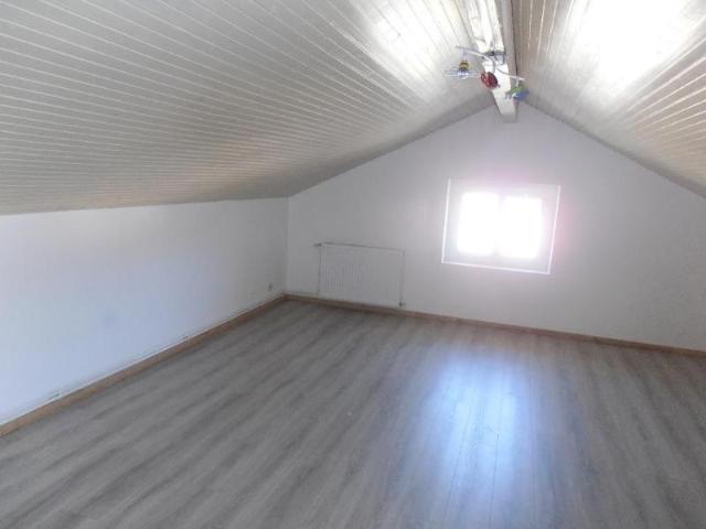 Maison Montreal La Cluse 4 pièce s 104.0 m2