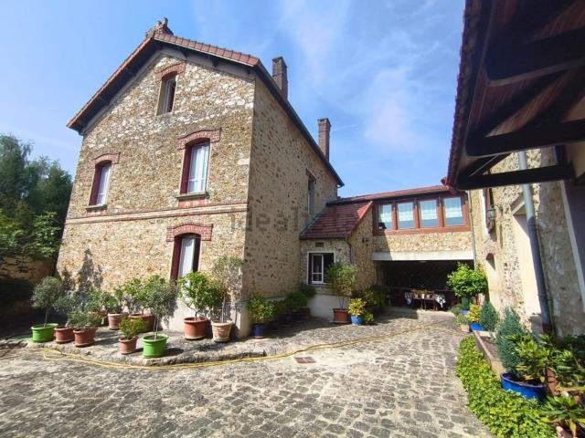 Maison, Montreuil aux Lions