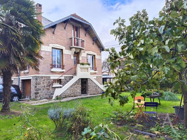Maison Montreuil 6 pièce s 177 m2 surface utile, Charme de l'ancien.