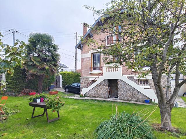Maison Montreuil 6 pièce s 177 m2 surface utile, Charme de l'ancien.