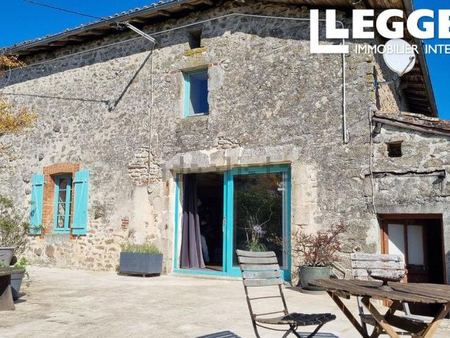 Maison, Montrol Sénard