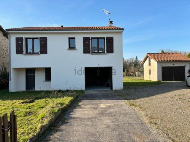 Maison, Montrollet