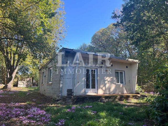 Maison, Monts sur Orne