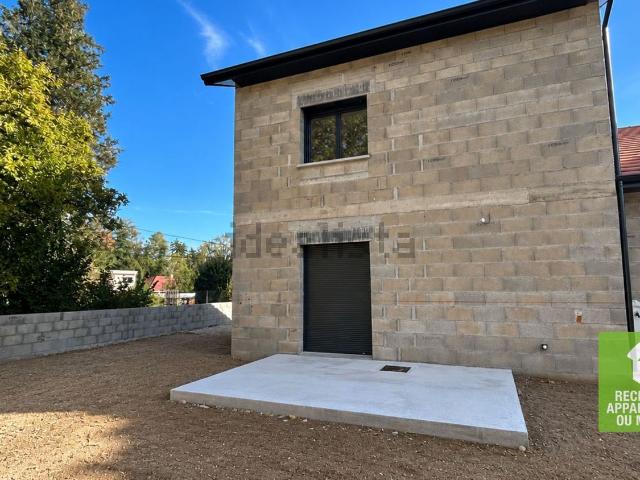 Maison, Morestel