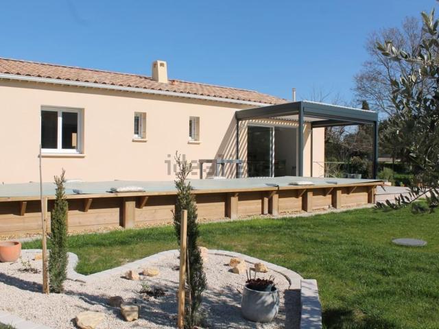Maison, Mormoiron
