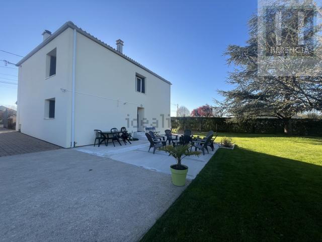 Maison, Mornac
