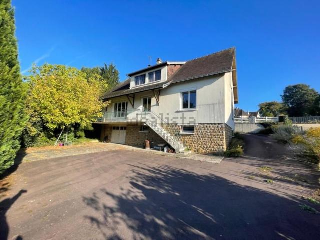 Maison, Mortagne au Perche