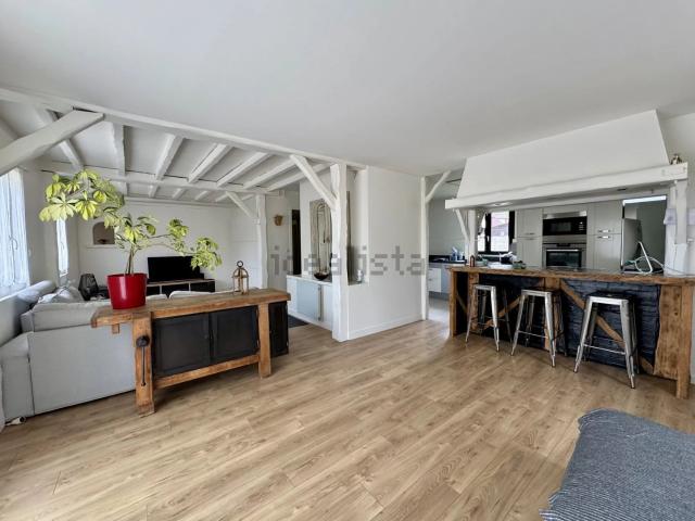 Maison, Mortefontaine en Thelle