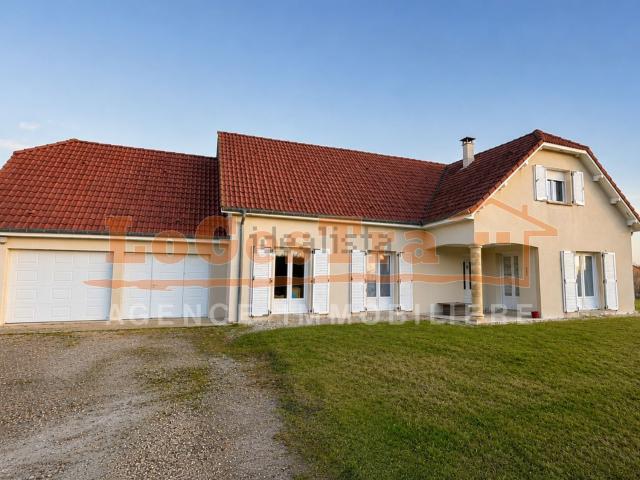 Maison, Morville