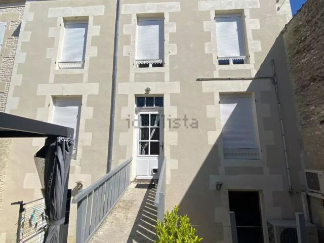 Maison, Matha