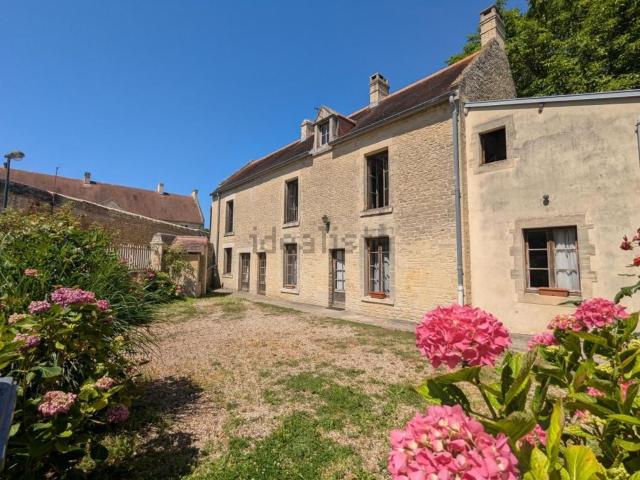 Maison, Mathieu
