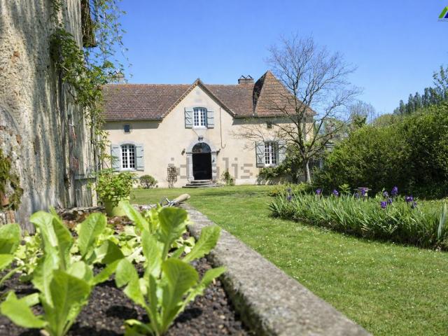 Maison, Maubourguet