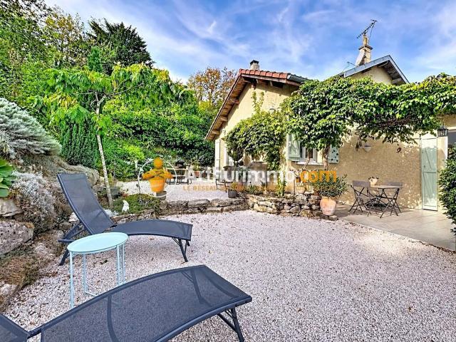 Maison, Maubec