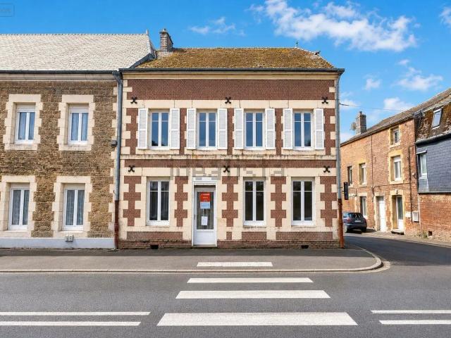 Maison, Maubert Fontaine