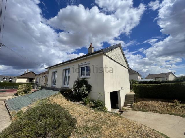 Maison, Mayenne