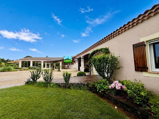 Maison, Mazan