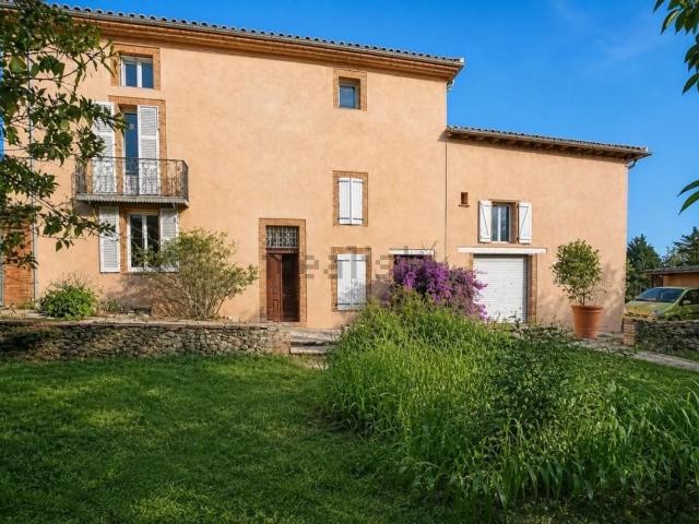 Maison, Mazères