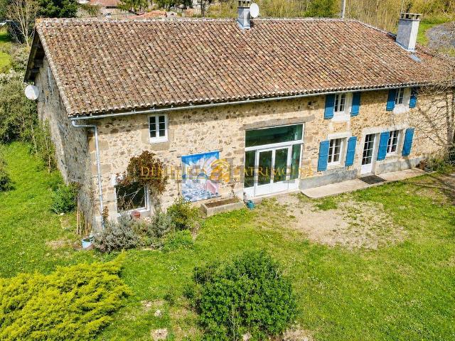 Maison, Mazerolles