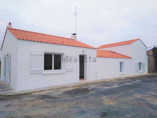 Maison, Machecoul Saint Même