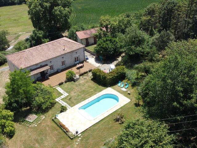 Maison, Madaillan