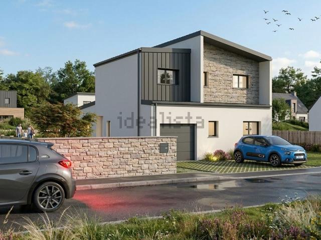 Maison, Maen Roch