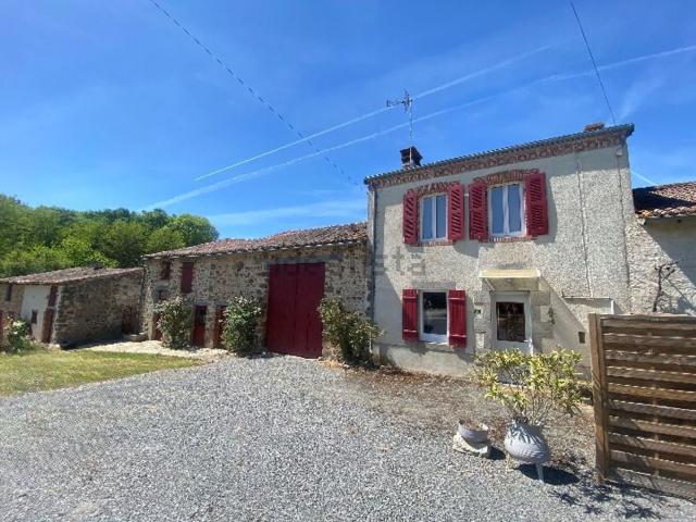 Maison, Magnac Laval