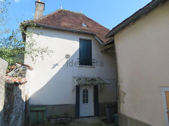 Maison, Magnac Laval