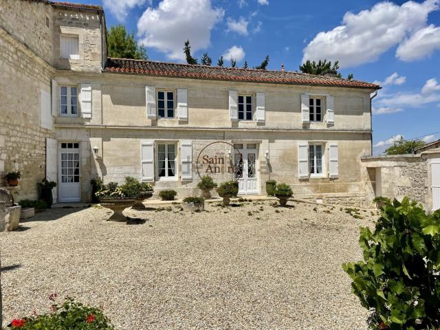Maison, Magnac sur Touvre