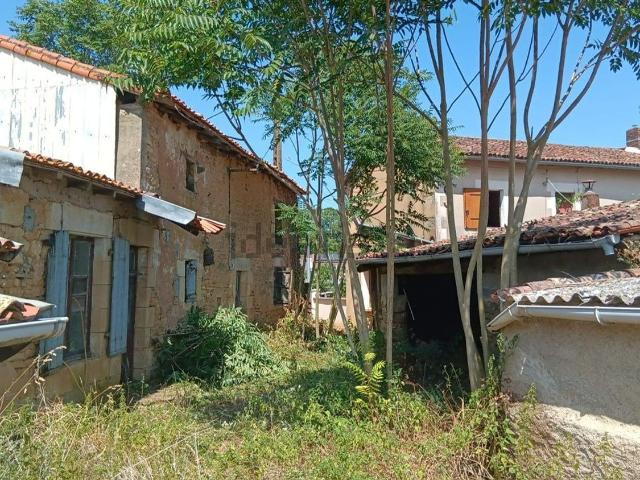 Maison, Magné
