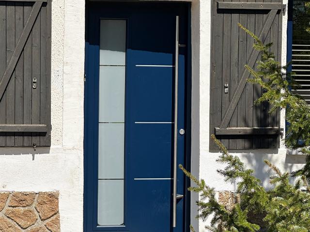 Maison magnifiquement rénovée avec grande grange 125m² Saint Léger Magnazeix