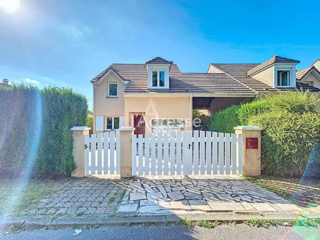 Maison Magny Le Hongre 140m²