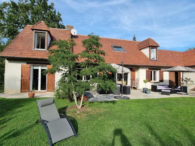 Maison, Magny les Hameaux