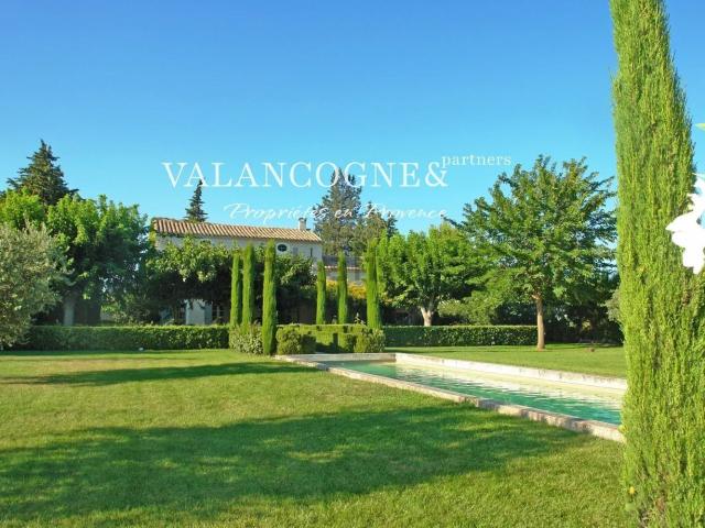 Maison, Maillane