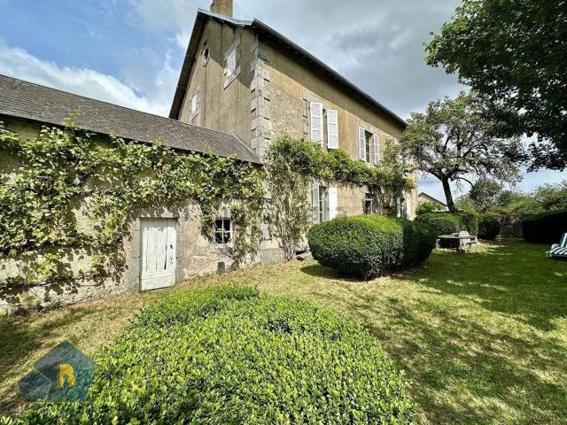 Maison, Mainsat