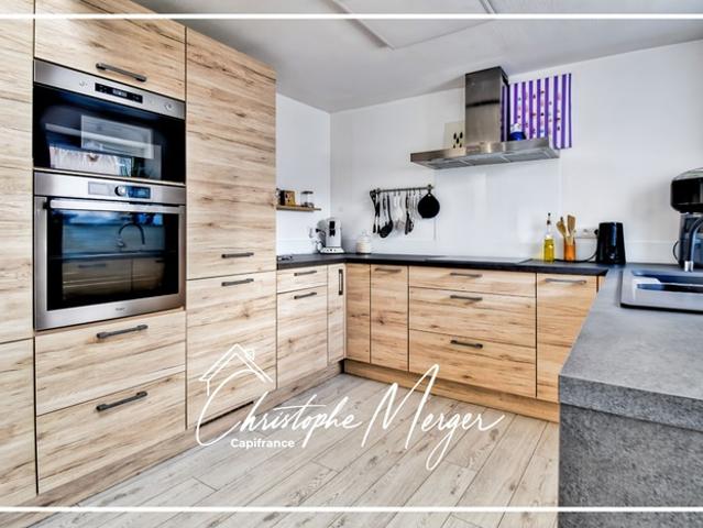 Maison Maison à vendre 4 chambres 190m² à Bissert 67 proche de Sarre Union, spacieuse, avec jardin et garage