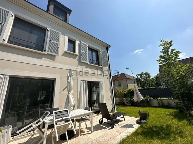 Maison, Maisons Laffitte