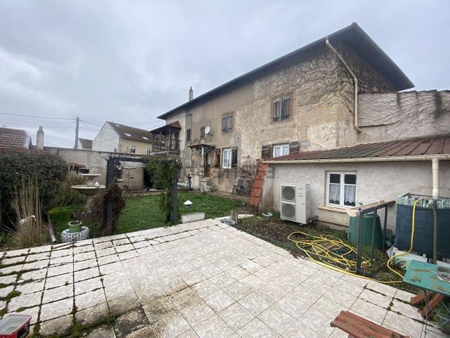 Maison, Maixe