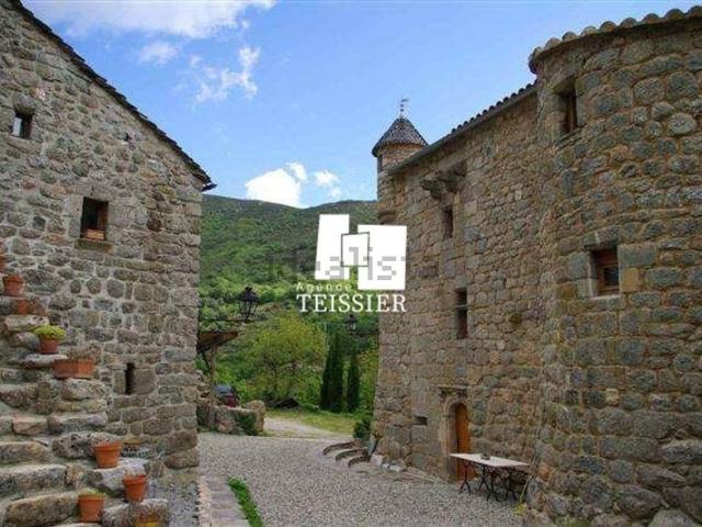 Maison, Malarce sur la Thines