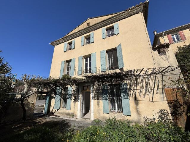Maison, Malaucène