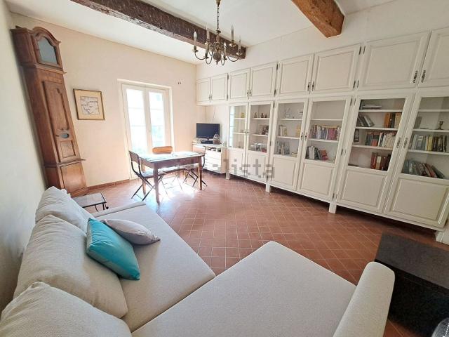 Maison, Malaucène