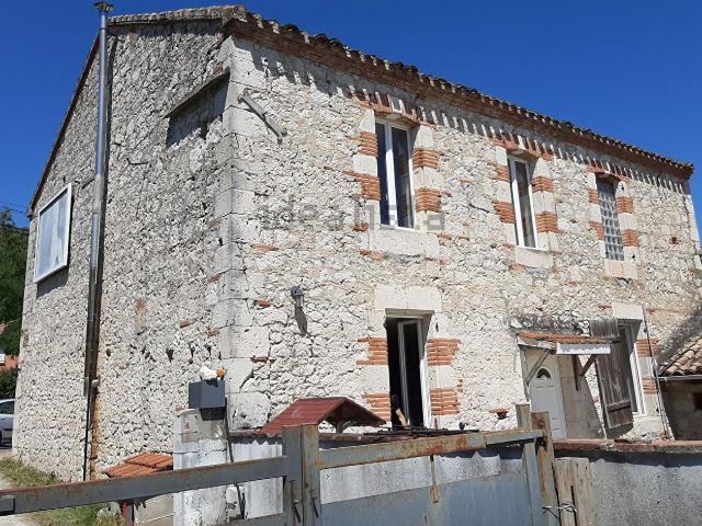 Maison, Malause