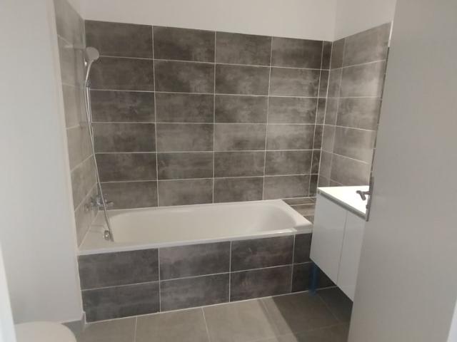 Maison Mallemort 13370 100.9 m²