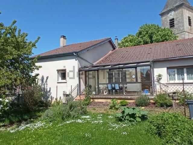 Maison, Mandres la Côte