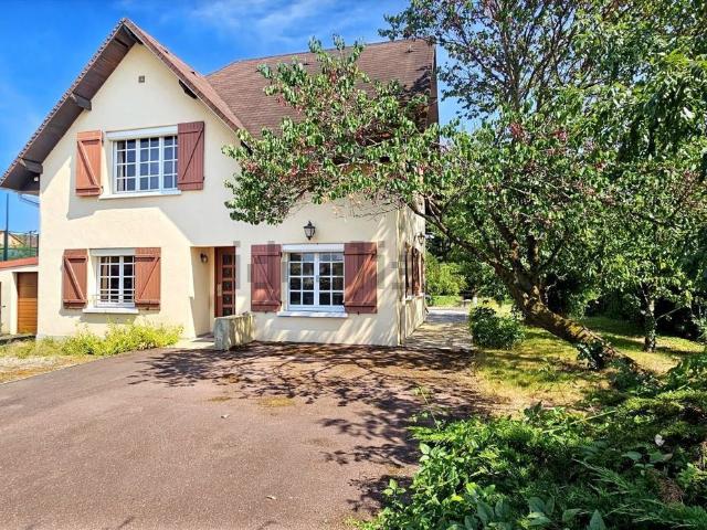 Maison, Mandres les Roses