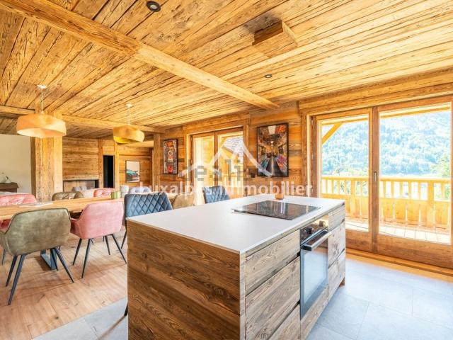 Maison, Manigod