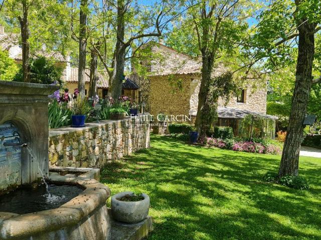 Maison, Manosque
