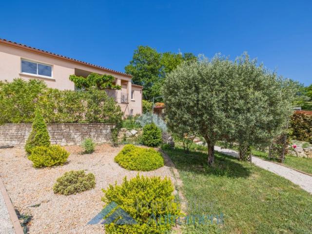Maison, Manosque