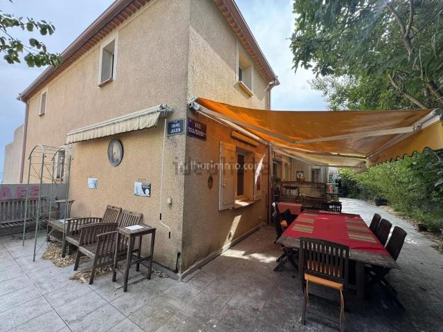 Maison, Manosque