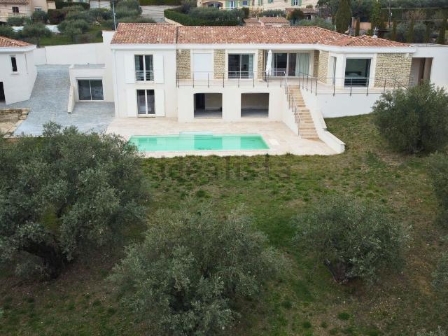 Maison, Manosque